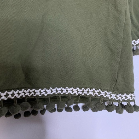 LOFT Lounge wear hunter Green Pom Pom Bell Sleeve Sweatshirt medium women’s boho - Picture 4 of 6